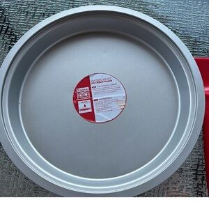 Sweet spot ice cream dish